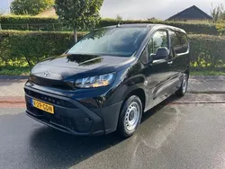 Zwart Nieuw 2024 Toyota Proace City Van | € 22.950 (Goede deal)