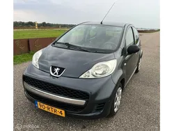 Grijs Gebruikt 2011 Peugeot 107 Hatchback | € 2.850 (Eerlijke prijs)