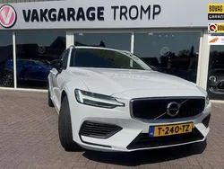 Wit Gebruikt 2020 Volvo V60 Business Edition Stationwagen | € 25.790 (Super prijs)