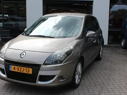 Bruin Gebruikt 2009 Renault Scénic III Privilege MPV | € 1.850 (Super prijs)