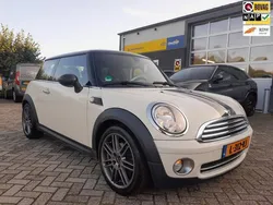 Wit Gebruikt 2009 Mini ONE Business Hatchback | € 5.895 (Duur)