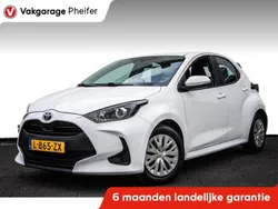 Wit Gebruikt 2021 Toyota Yaris Active Hatchback | € 17.440 (Eerlijke prijs)