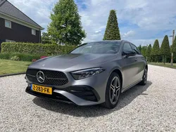 Grijs Gebruikt 2024 Mercedes A250 AMG line Hatchback | € 39.350 (Eerlijke prijs)