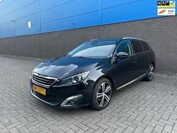 Zwart Gebruikt 2017 Peugeot 308 Stationwagen | € 5.499 (Goede deal)
