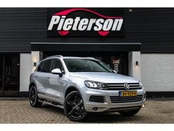 Grijs, metallic lak Gebruikt 2013 VW Touareg R-line SUV | € 19.950 (Super prijs)