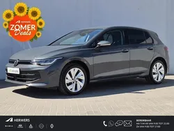 Grijs Gebruikt 2024 VW Golf VIII Comfortline Hatchback | € 31.935 (Eerlijke prijs)