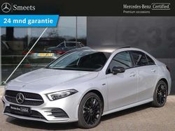 Grijs, metallic lak Gebruikt 2020 Mercedes A250 AMG line Sedan | € 29.888 (Eerlijke prijs)