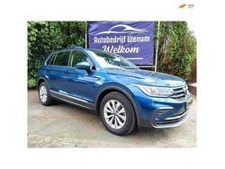 Blauw Gebruikt 2022 VW Tiguan Life SUV | € 31.450 (Super prijs)