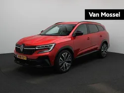 Rood Gebruikt 2024 Renault Espace Iconic MPV | € 49.940 (Eerlijke prijs)