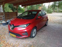 Rood Gebruikt 2021 Renault Zoe Hatchback | € 14.000 (Eerlijke prijs)