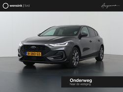 Grijs Gebruikt 2022 Ford Focus ST-Line Hatchback | € 20.730 (Eerlijke prijs)