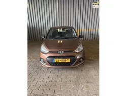 Bruin Gebruikt 2017 Hyundai i10 Comfort Hatchback | € 3.950 (Super prijs)