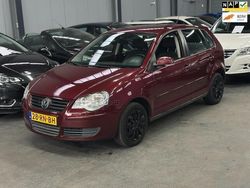 Rood Gebruikt 2005 VW Polo Comfortline Hatchback | € 2.499 (Eerlijke prijs)