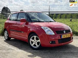 Rood Gebruikt 2007 Suzuki Swift Hatchback | € 2.450 (Eerlijke prijs)