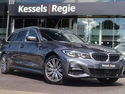 Grijs Gebruikt 2020 BMW 330e M Sport Stationwagen | € 34.950 (Eerlijke prijs)