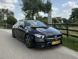 Zwart Gebruikt 2019 Mercedes A200 AMG line Sedan | € 23.000 (Super prijs)
