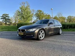 Bruin Gebruikt 2013 BMW 320 Sport Line Stationwagen | € 6.950 (Duur)