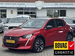 Rood Gebruikt 2020 Peugeot 208 GT-line Hatchback | € 16.750 (Eerlijke prijs)