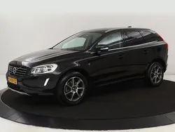 Zwart Gebruikt 2017 Volvo XC60 Summum SUV | € 17.900 (Eerlijke prijs)