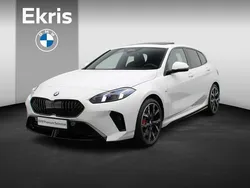 Wit Gebruikt 2024 BMW 120 M Sport Hatchback | € 47.950 (Iets duurder)