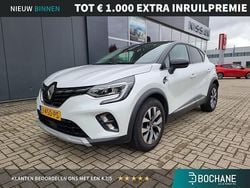 Twotone blanc nacré / noir etoile Gebruikt 2020 Renault Captur Intens SUV | € 20.700 (Eerlijke prijs)