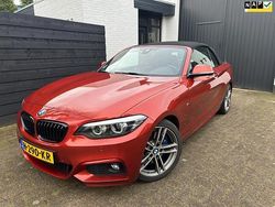 Oranje (metallic) Gebruikt 2020 BMW 220 Executive Cabriolet | € 28.950 (Eerlijke prijs)
