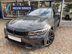 Grijs Gebruikt 2022 BMW 320e Efficient Dynamics Stationwagen | € 24.950 (Eerlijke prijs)