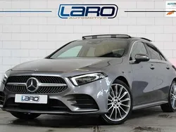 Grijs, metallic lak Gebruikt 2020 Mercedes A250 AMG Sedan | € 30.900 (Iets duurder)