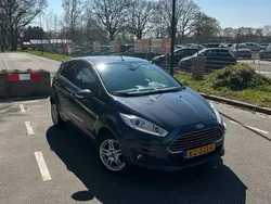Grijs Gebruikt 2015 Ford Fiesta Titanium Hatchback | € 6.995 (Eerlijke prijs)