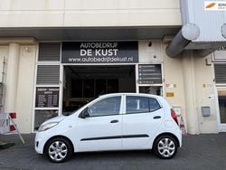 Wit Gebruikt 2013 Hyundai i10 Hatchback | € 3.250 (Eerlijke prijs)