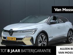 Grijs Gebruikt 2025 Renault Megane E-Tech Iconic Hatchback | € 36.940 (Duur)