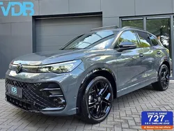 Grijs Gebruikt 2024 VW Tiguan Black Edition SUV | € 54.900 (Duur)