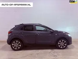 Grijs Gebruikt 2020 Kia Stonic SUV | € 11.888 (Eerlijke prijs)