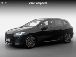 Grijs, metallic lak Nieuw 2025 BMW 220 Active Tourer M Sport MPV | € 62.320