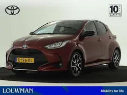 Rood metallic Gebruikt 2021 Toyota Yaris Executive Hatchback | € 23.945 (Eerlijke prijs)