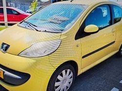 Geel Gebruikt 2008 Peugeot 107 Hatchback | € 999 (Goede deal)