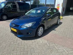 Blauw Gebruikt 2012 Ford Focus Titanium Hatchback | € 8.450 (Eerlijke prijs)
