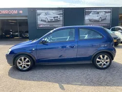 Blauw Gebruikt 2005 Opel Corsa Hatchback | € 1.295 (Eerlijke prijs)