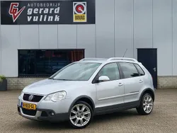 Grijs Gebruikt 2006 VW Polo Cross Hatchback | € 3.880 (Eerlijke prijs)