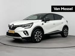Twotone blanc nacré / noir ét Gebruikt 2024 Renault Captur Techno SUV | € 24.940 (Eerlijke prijs)