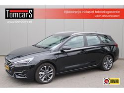 Zwart Gebruikt 2024 Hyundai i30 Premium Stationwagen | € 24.950 (Goede deal)