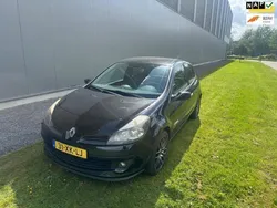 Zwart Gebruikt 2007 Renault Clio II Initiale Hatchback | € 3.299 (Eerlijke prijs)