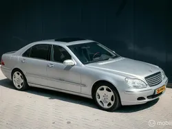 Grijs, metallic lak Gebruikt 2003 Mercedes S500 Sedan | € 19.950