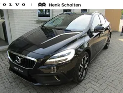 Zwart Gebruikt 2019 Volvo V40 CC Stationwagen | € 17.950 (Eerlijke prijs)