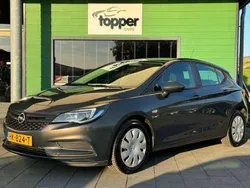 Grijs Gebruikt 2015 Opel Astra Selection Hatchback | € 4.950 (Goede deal)
