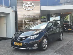 Zwart Gebruikt 2014 Toyota Auris Touring Sports Stationwagen | € 10.400 (Goede deal)