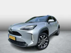 Grijs Gebruikt 2024 Toyota Yaris Cross Edition SUV | € 30.999 (Eerlijke prijs)