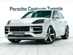 Cashmerebeige metallic Gebruikt 2024 Porsche Cayenne SUV | € 119.900 (Goede deal)