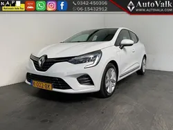 Wit Gebruikt 2020 Renault Clio V Zen Hatchback | € 8.949 (Eerlijke prijs)