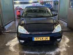 Zwart Gebruikt 2003 Ford Focus Hatchback | € 1.150 (Goede deal)